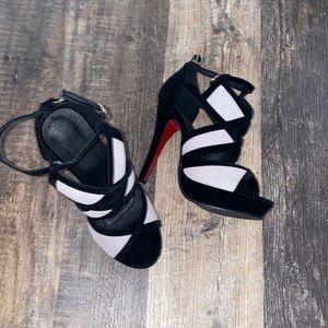 woman size 6. never been worn